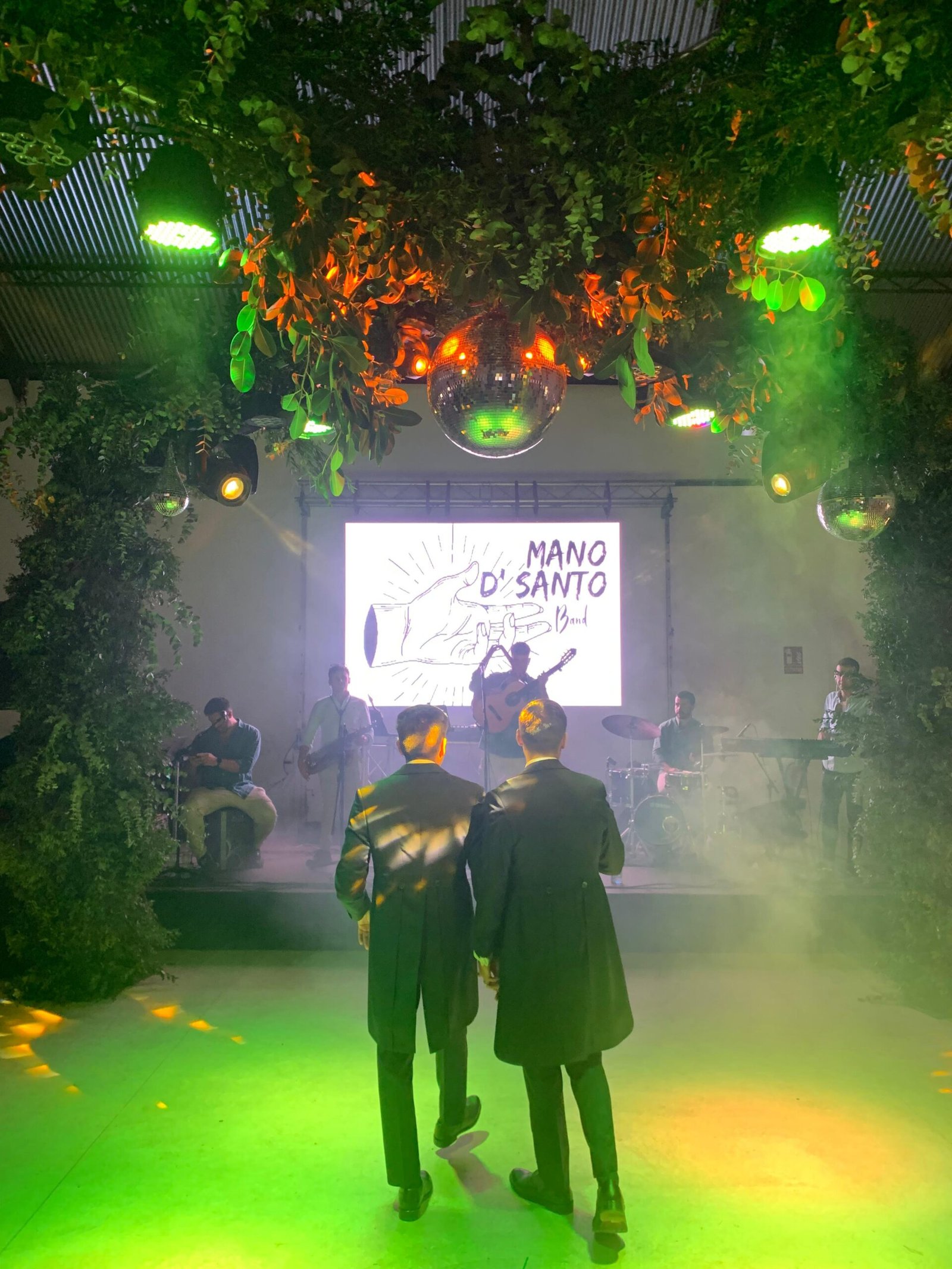Foto de Escenario con banda Mano d' santo